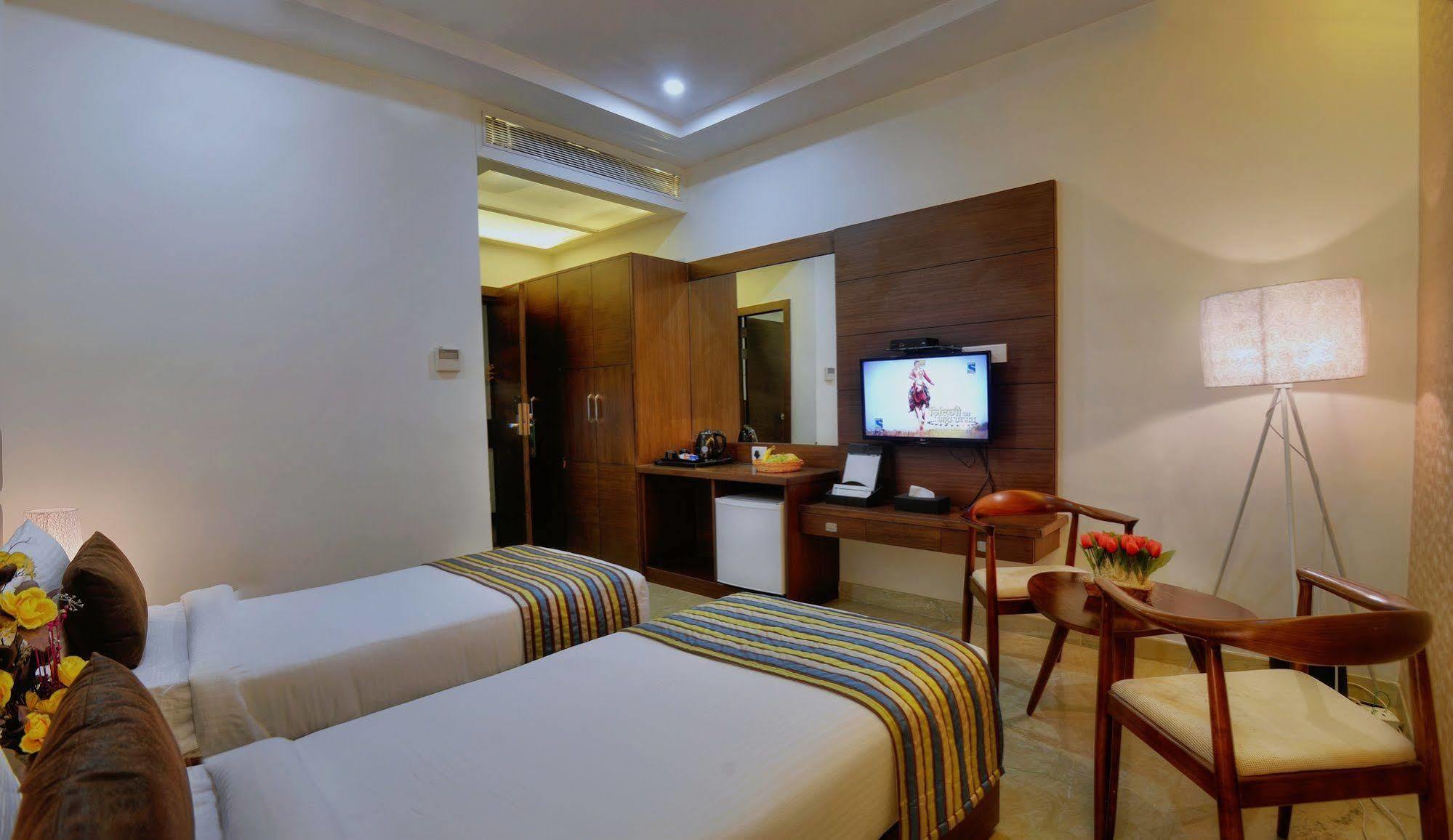 Hotel Alleviate Agra  Exterior foto